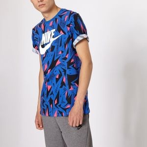 Nike 90s Geometric All Over Print T-Shirt